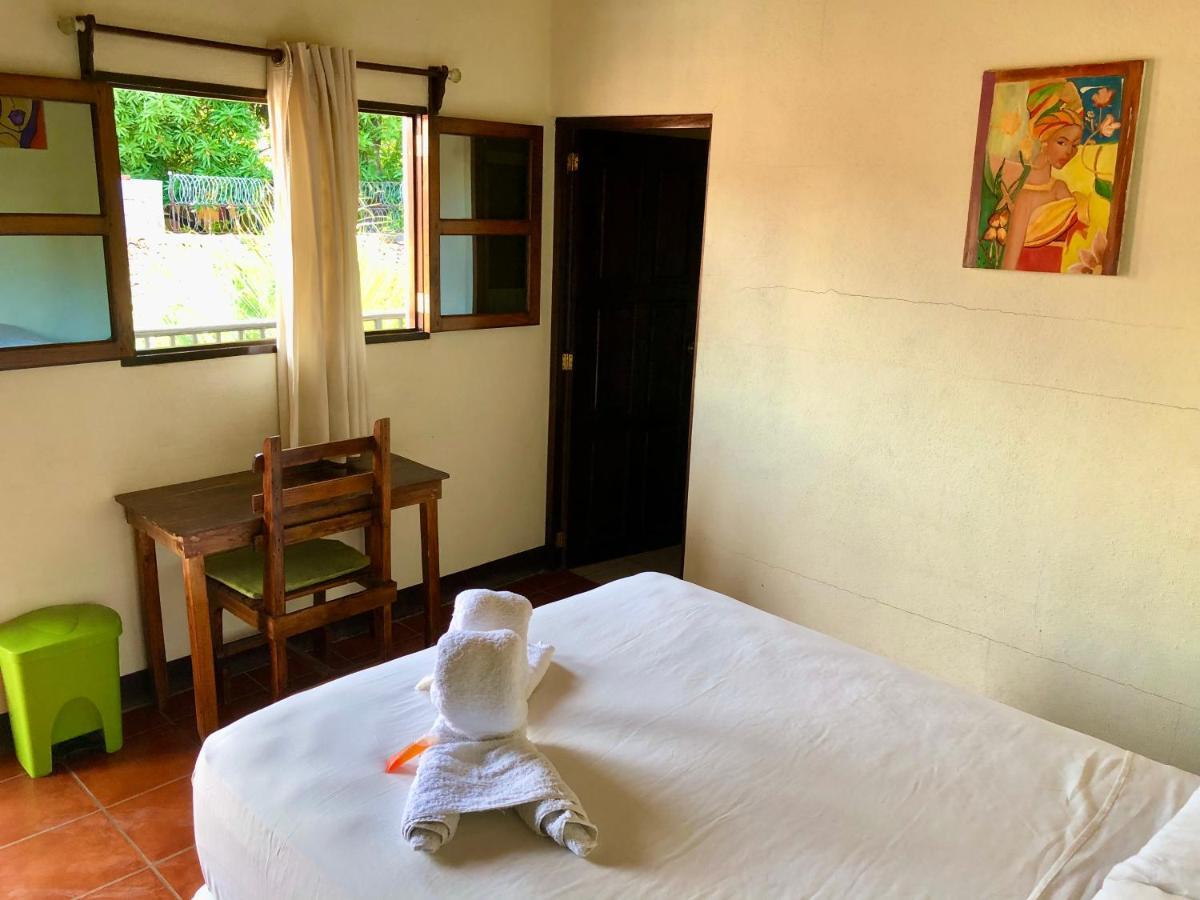 Casa Lula Leon Hostal Екстериор снимка