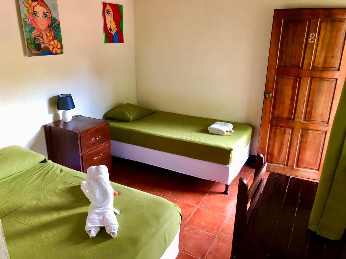Casa Lula Leon Hostal Екстериор снимка