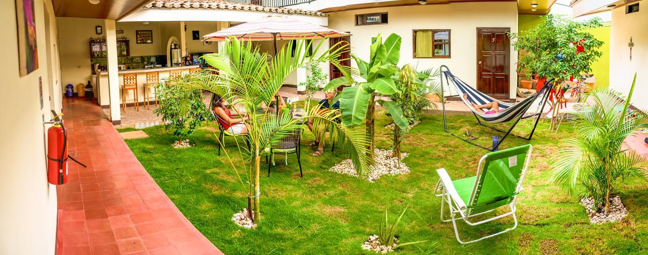 Casa Lula Leon Hostal Екстериор снимка
