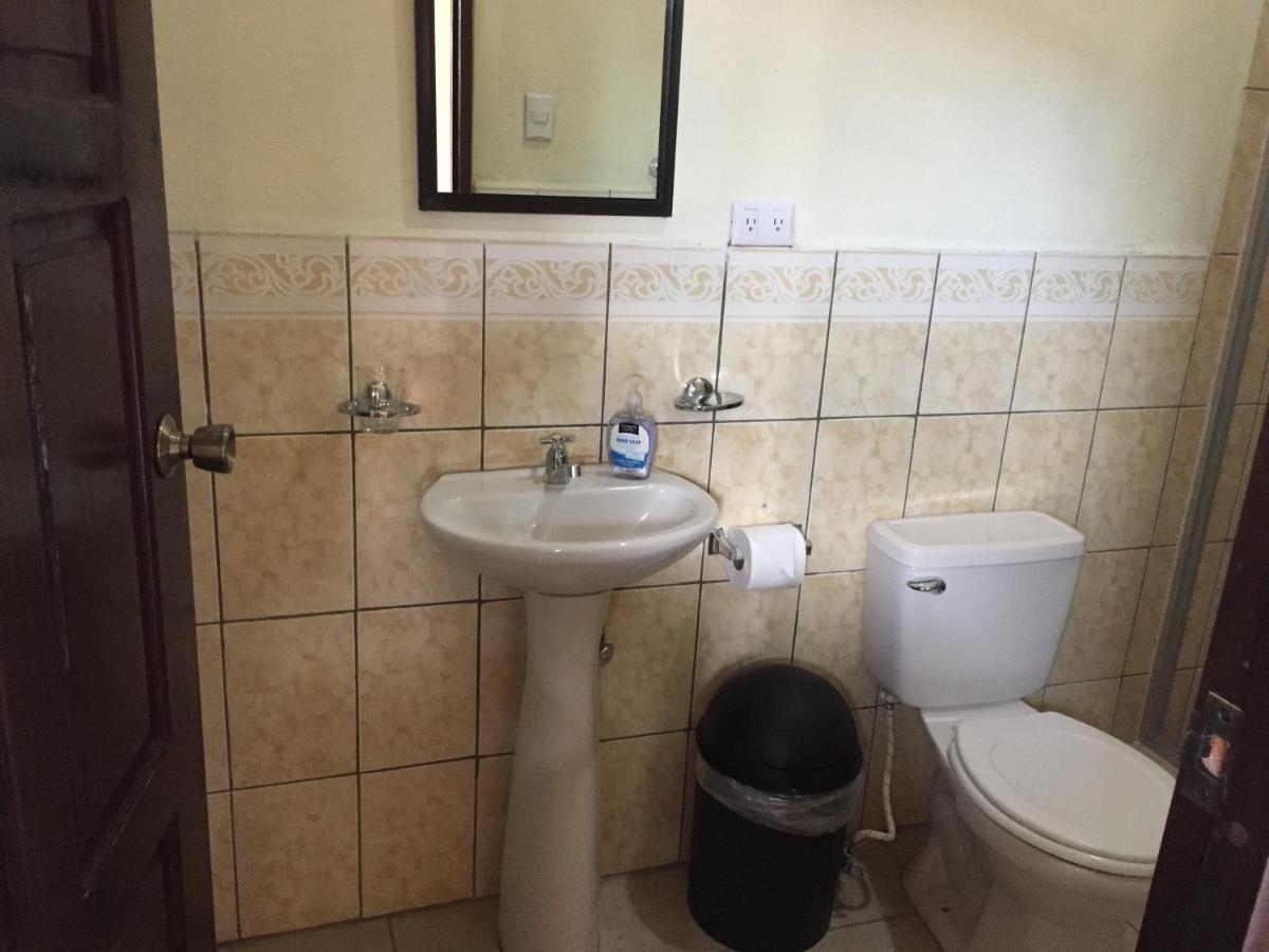 Casa Lula Leon Hostal Стая снимка